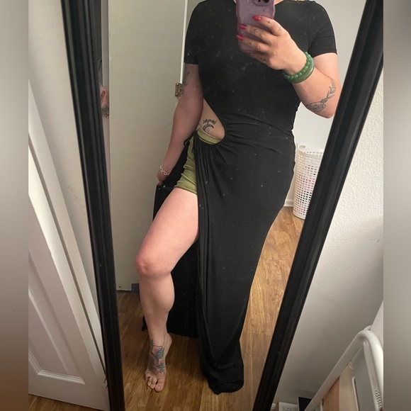 Slitsation Maxi Dress - Picture 6 of 11